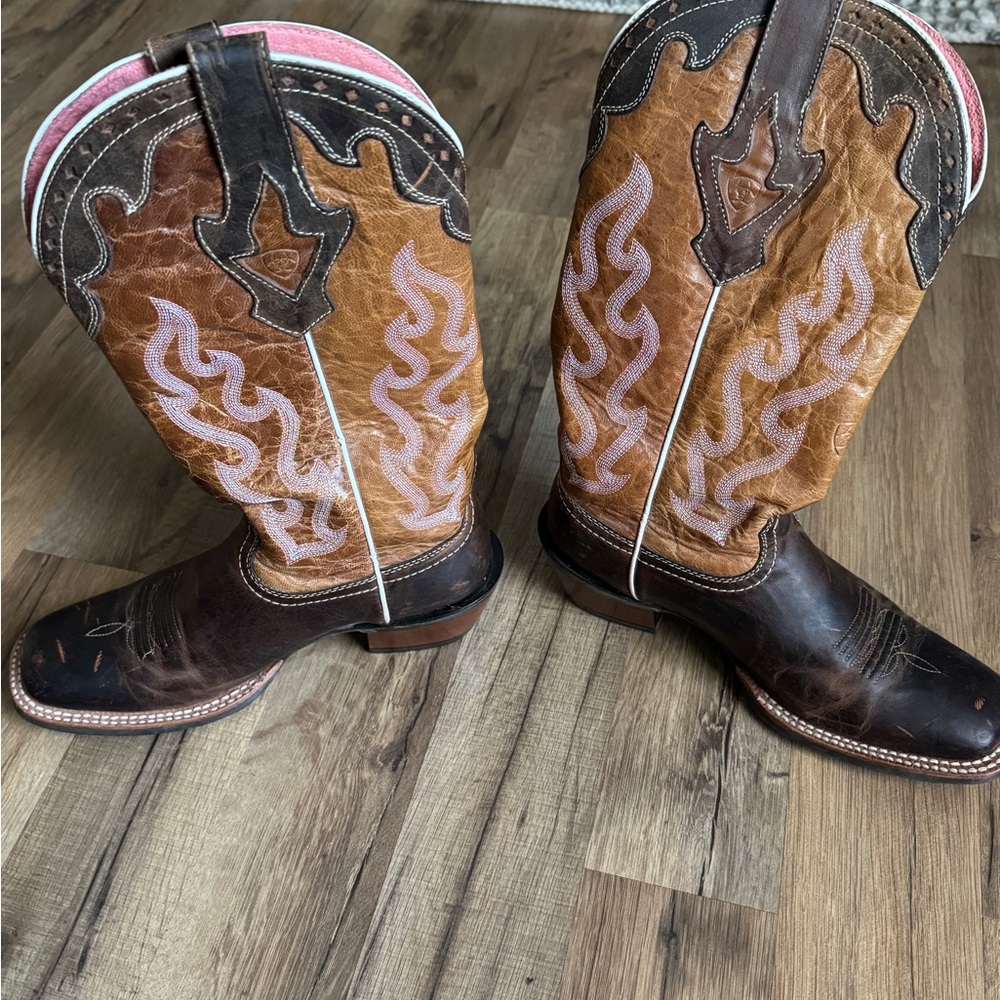 Ariat Two-Tone Western Boots